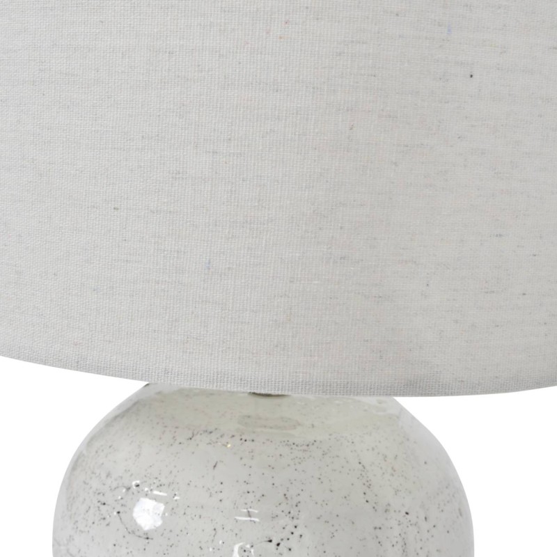 Lampa z jasnym abażurem o wymiarach 38 × 38 × 58 cm
