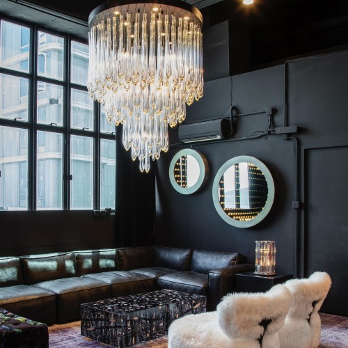 Żyrandol Tiffany Timothy Oulton 157 cm – 179 ręcznie dmuchanych szklanych kropli