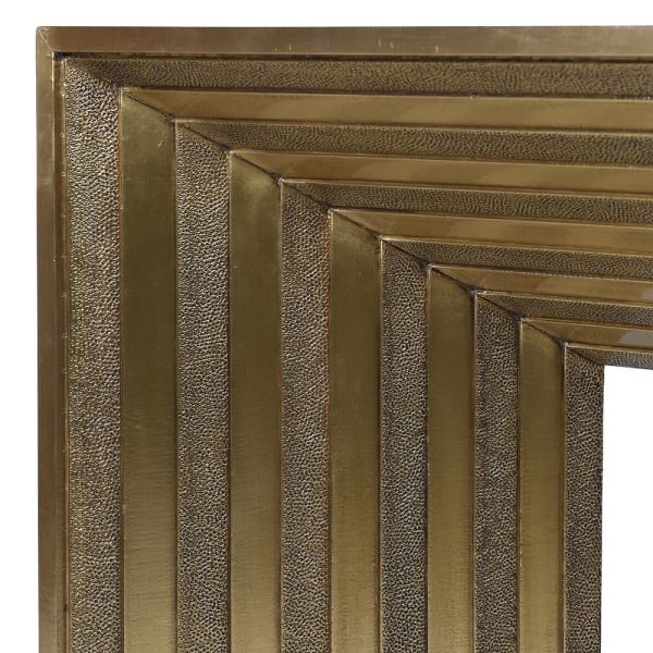 Konsola Brass z geometrycznym schodkowym zdobieniem