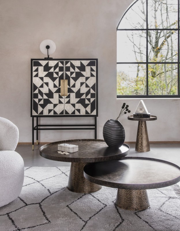 Stolik boczny Belgrave Iron 51 cm żelazny okrągły stolik pomocniczy stare złoto