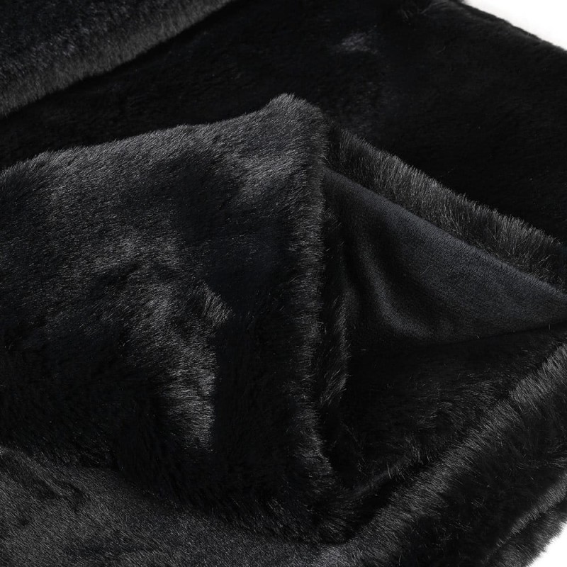 Narzuta Boscobel Black 180x140 cm koc czarne sztuczne futerko poliester akryl