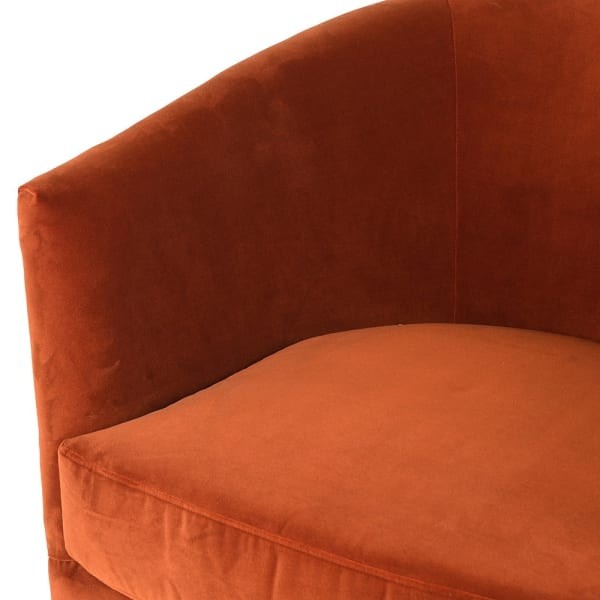 Fotel Belgrave Orange pomarańczowy na złotej podstawie obrotowy
