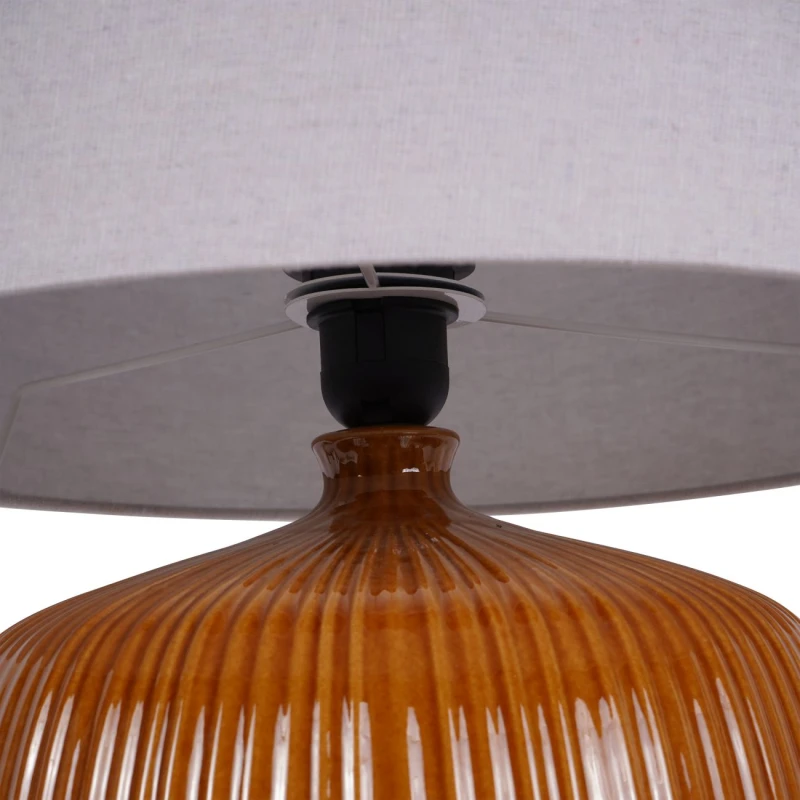 Ochrowa lampa Ceramic Burst z żebrowaną podstawą