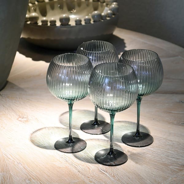 Lampki do gina Emeralds - kieliszki do gina wysokie na nóżce 22,5 cm