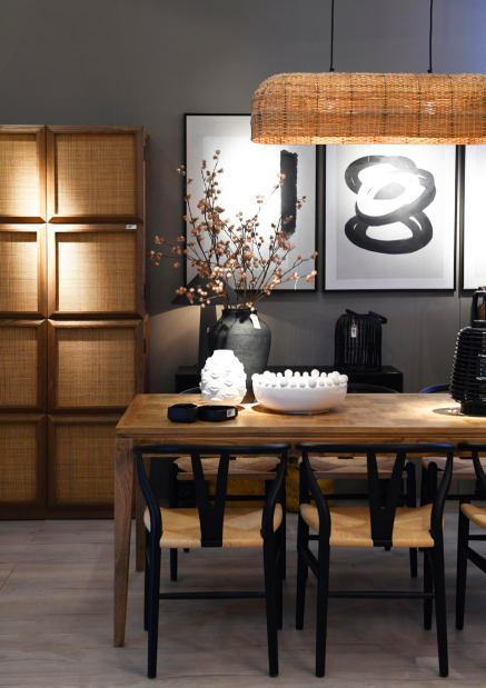 Krzesło do jadalni Linton Black 78 cm wysokości wiąz styl farmhouse