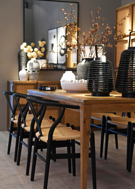 Krzesło do jadalni Linton Black 78 cm wysokości wiąz styl farmhouse