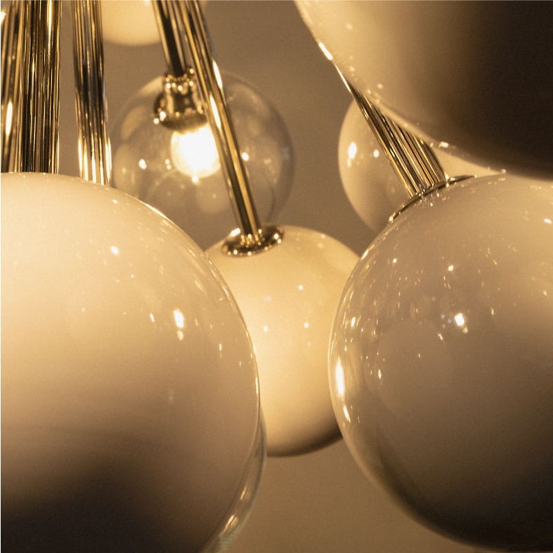 Lampa sufitowa Berries od Creativemary mosiądz i szklane kule