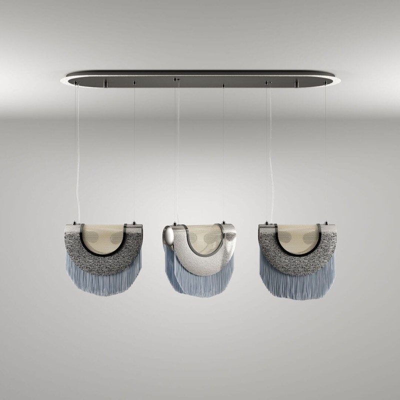 Lampa sufitowa Seoul od Creativemary 111x90 cm mosiądz stal jedwabne frędzle