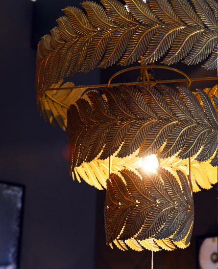 Lampa sufitowa Leaf 55x48 cm złota żelazna lampa wisząca liście