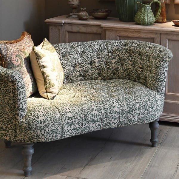 Orientalna sofa dwuosobowa Mango Paisley 154 cm biel i zieleń