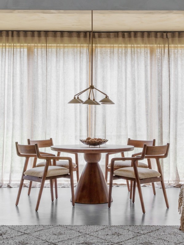 Okrągły stół do jadalni Montpelier 116,5 cm drewniany stół na jednej nodze drewno mango