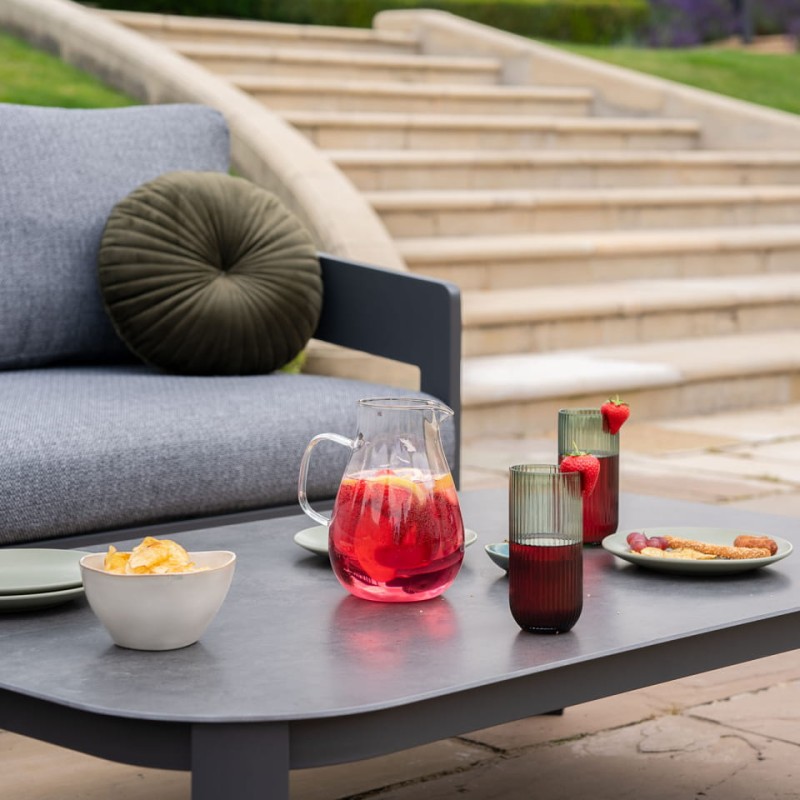 Zestaw mebli ogrodowych Lyall Corner Grey sofa narożna i stolik kawowy szary