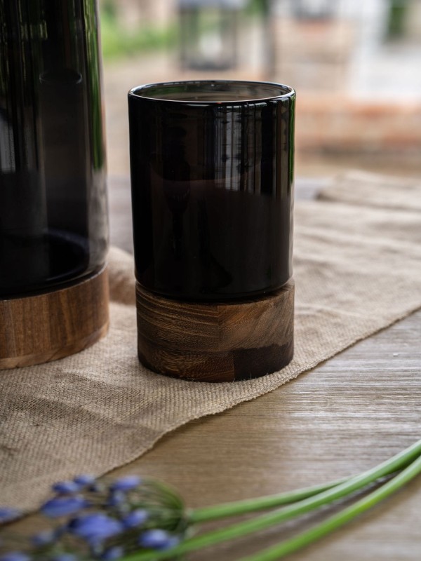 Szklany wazon Noir M 20,5 cm czarne szkło drewniana podstawa