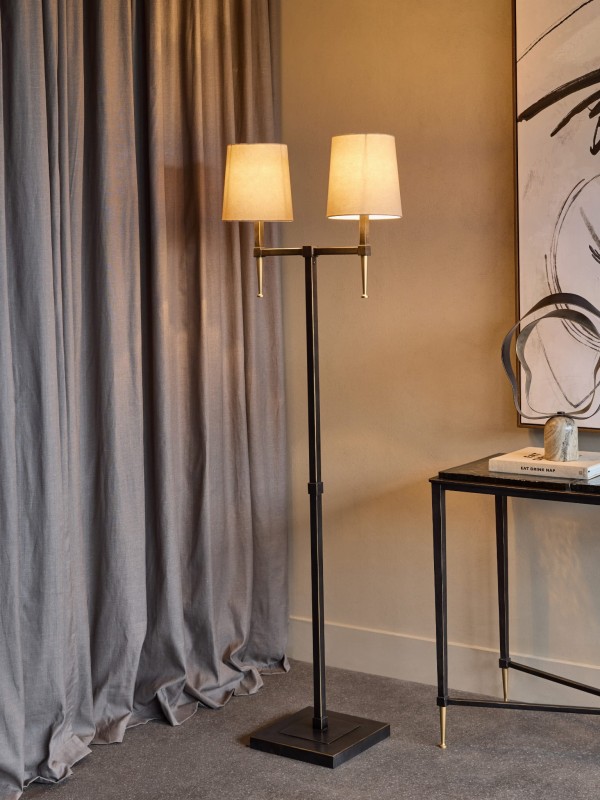 Lampa podłogowa Stella 166 cm - dwa ramiona czerń i złoto lniane abażury