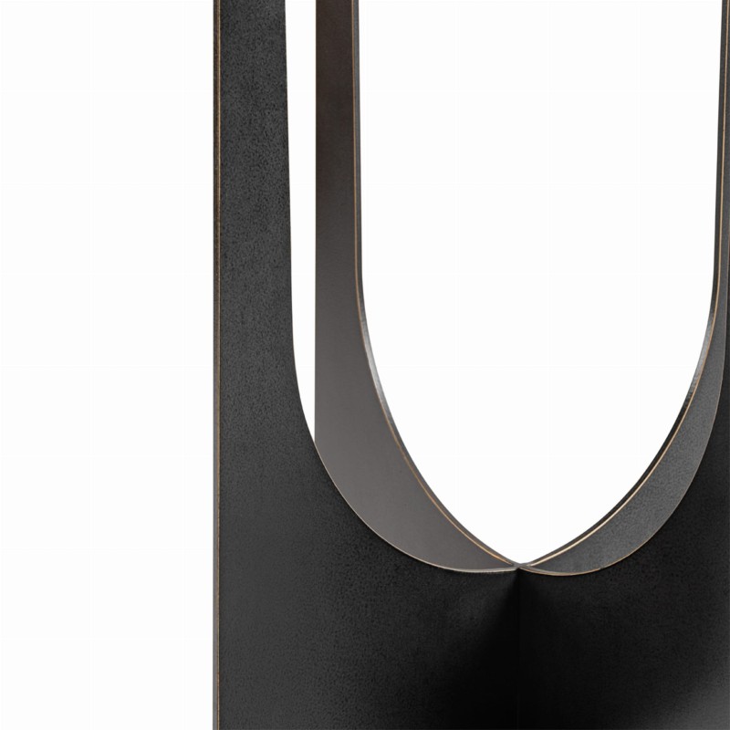 Okrągły stolik boczny Linton 60 cm metalowa podstawa i szklany blat