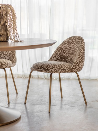 Dwa krzesła Animal Print złote nogi wzorzysta tapicerka 