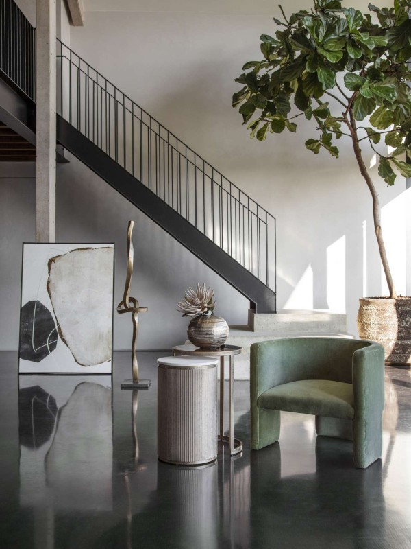 Złota rzeźba Eccleston 158 cm nowoczesna aluminium rzeźba podłogowa