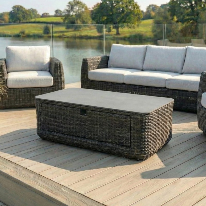 Zestaw wypoczynkowy ogrodowy Linton Luxury – sofa, fotele i stolik