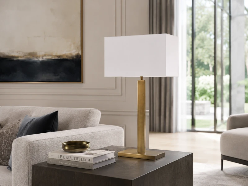 Złota lampa stołowa Brook z białym lnianym abażurem