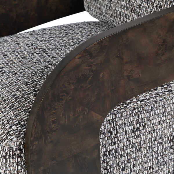Designerski fotel Heron Cobblestone z tkaniną strukturalną