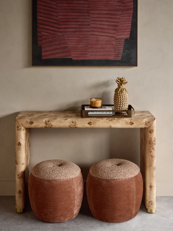 Konsola Burl 120 cm pokryta jasnym fornirem czeczotowym