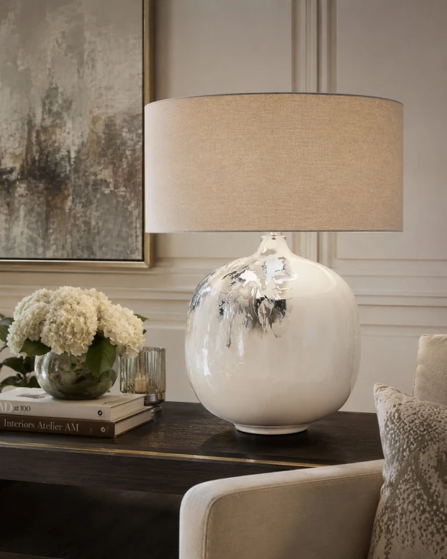 Duża lampa stołowa Eccleston Grey 70 cm beżowy abażur malowana podstawa