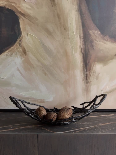 Czarna patera dekoracyjna Sloane Black 50 cm z aluminium