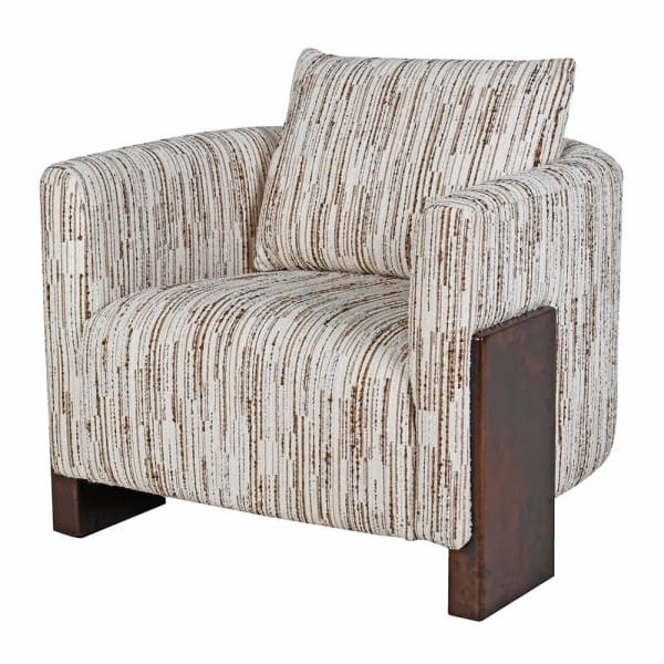 Fotel Belgravia Bouclé 82 cm z detalami z czeczoty orzecha