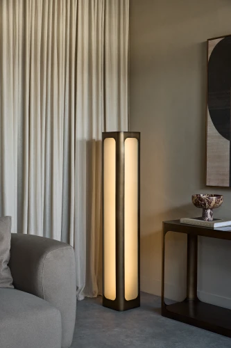 Lampa podłogowa Kensington 147,5 cm – Smoked Gold i matowe szkło
