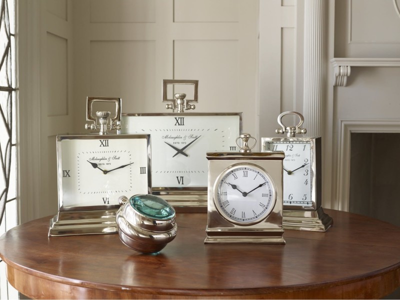 Zegar Brompton Elegance Small srebrny biała tarcza 32x38 cm