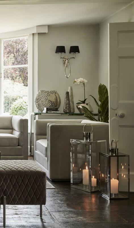 Nowoczesny wazon Chelsea srebro aluminium ażurowy wzór 47x40 cm