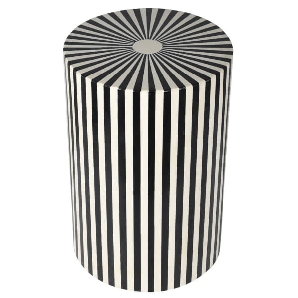 Stolik boczny Kinnerton 46 cm okrągły czarno białe pasy drewno mango inkrustowany kością